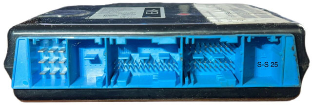 Continental IVECO EM-L 1365.0121200000 504230342 - Valdymo blokas: foto 2 Continental IVECO EM-L 1365.0121200000 504230342 - Valdymo blokas: foto 2