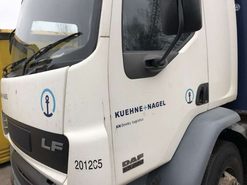 DAF - Bamperis: foto 1 DAF - Bamperis: foto 1