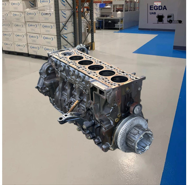 Mercedes-Benz - Cilindrų blokas: foto 1 Mercedes-Benz - Cilindrų blokas: foto 1