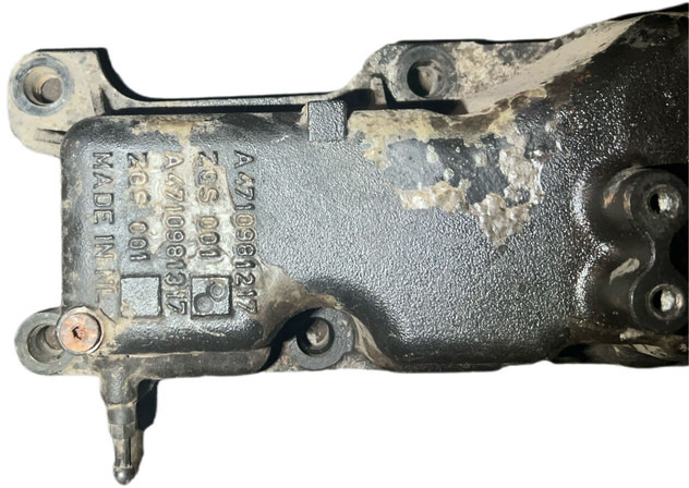 Mercedes-Benz - Variklis ir dalys: foto 3 Mercedes-Benz - Variklis ir dalys: foto 3