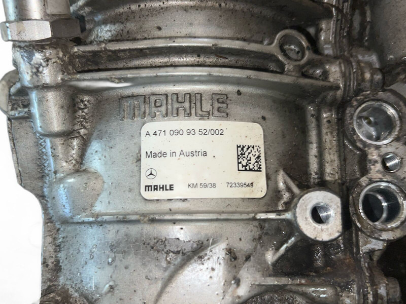 Mercedes-Benz - Alyvos filtras: foto 2 Mercedes-Benz - Alyvos filtras: foto 2