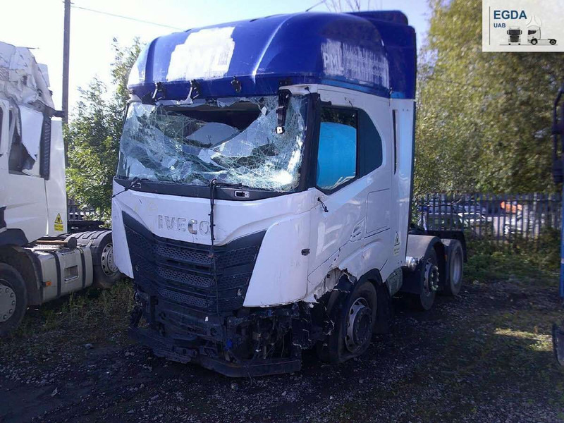 Iveco S-WAY - Vilkikas: foto 1 Iveco S-WAY - Vilkikas: foto 1