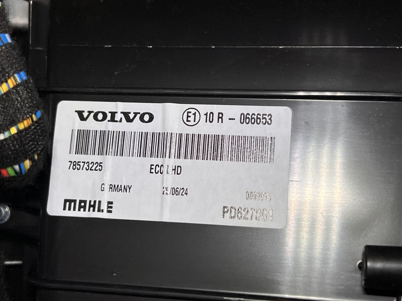 Volvo Aero - Oro kondicionierius dalis: foto 5 Volvo Aero - Oro kondicionierius dalis: foto 5