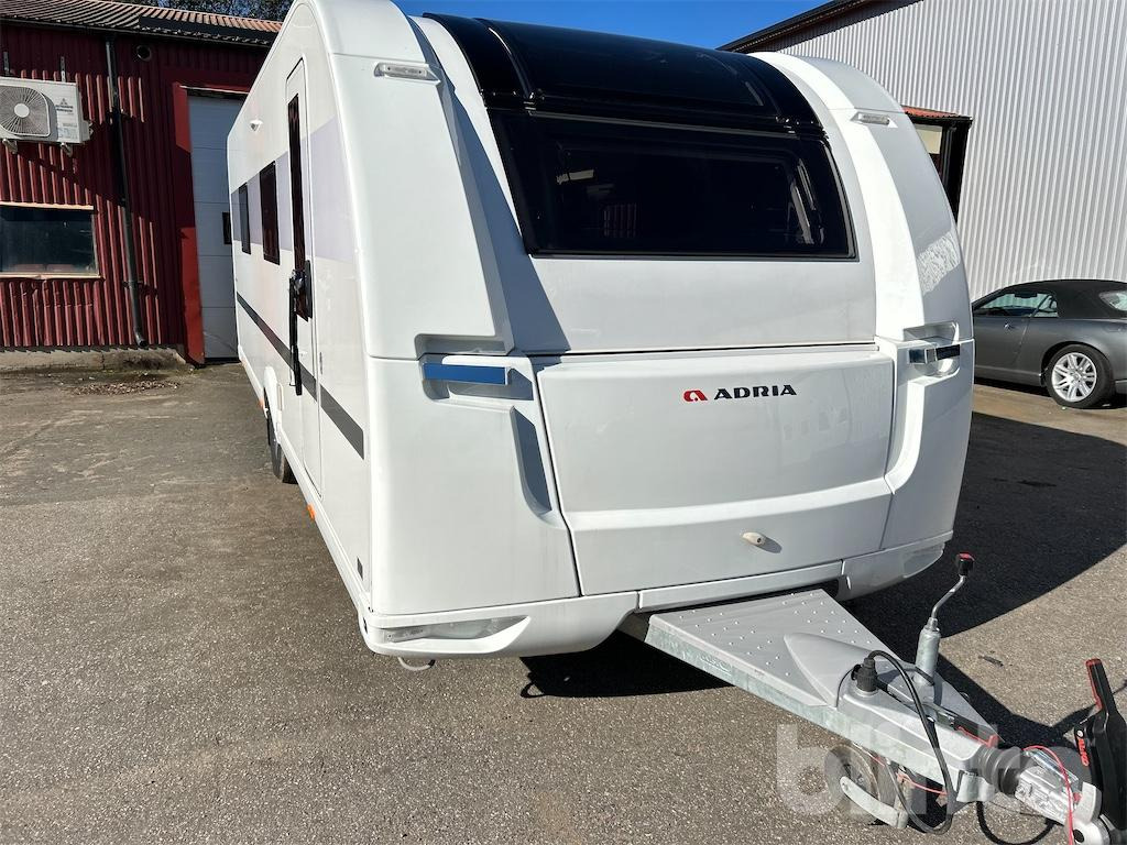 ADRIA Alpina 663HT - Prikabinamas namelis: foto 2 ADRIA Alpina 663HT - Prikabinamas namelis: foto 2
