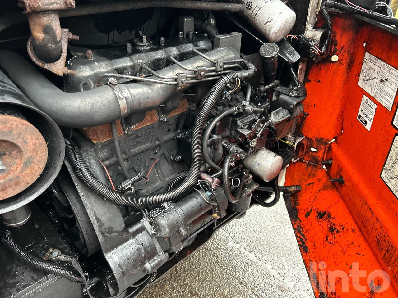 Mini krautuvas Bobcat 753 - 2 Redskap: foto 35 Mini krautuvas Bobcat 753 - 2 Redskap: foto 35