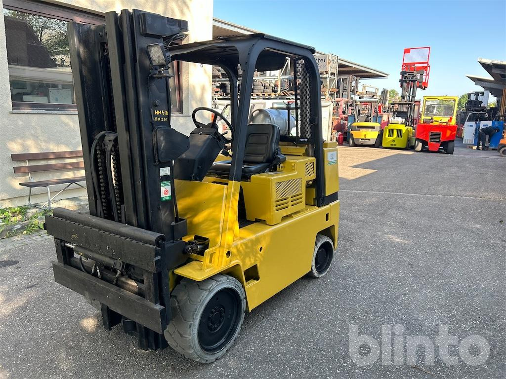 Caterpillar T 80 D - Šakinis krautuvas: foto 2 Caterpillar T 80 D - Šakinis krautuvas: foto 2