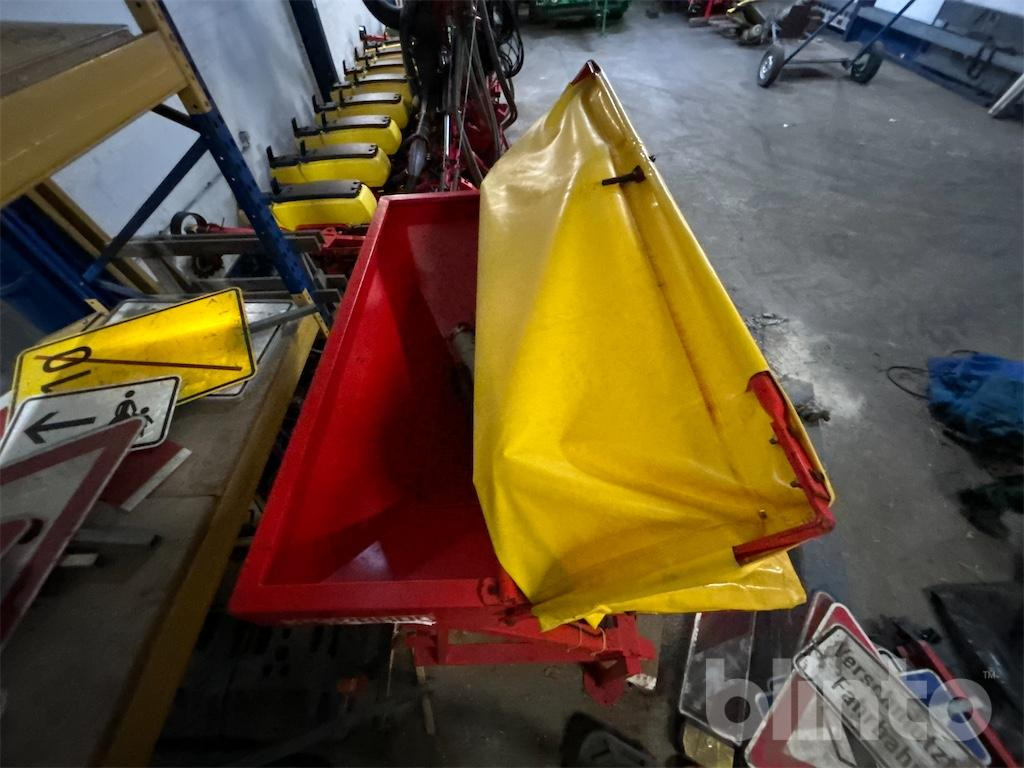 Trąšų barstytuvas Gaspardo: foto 12 Trąšų barstytuvas Gaspardo: foto 12