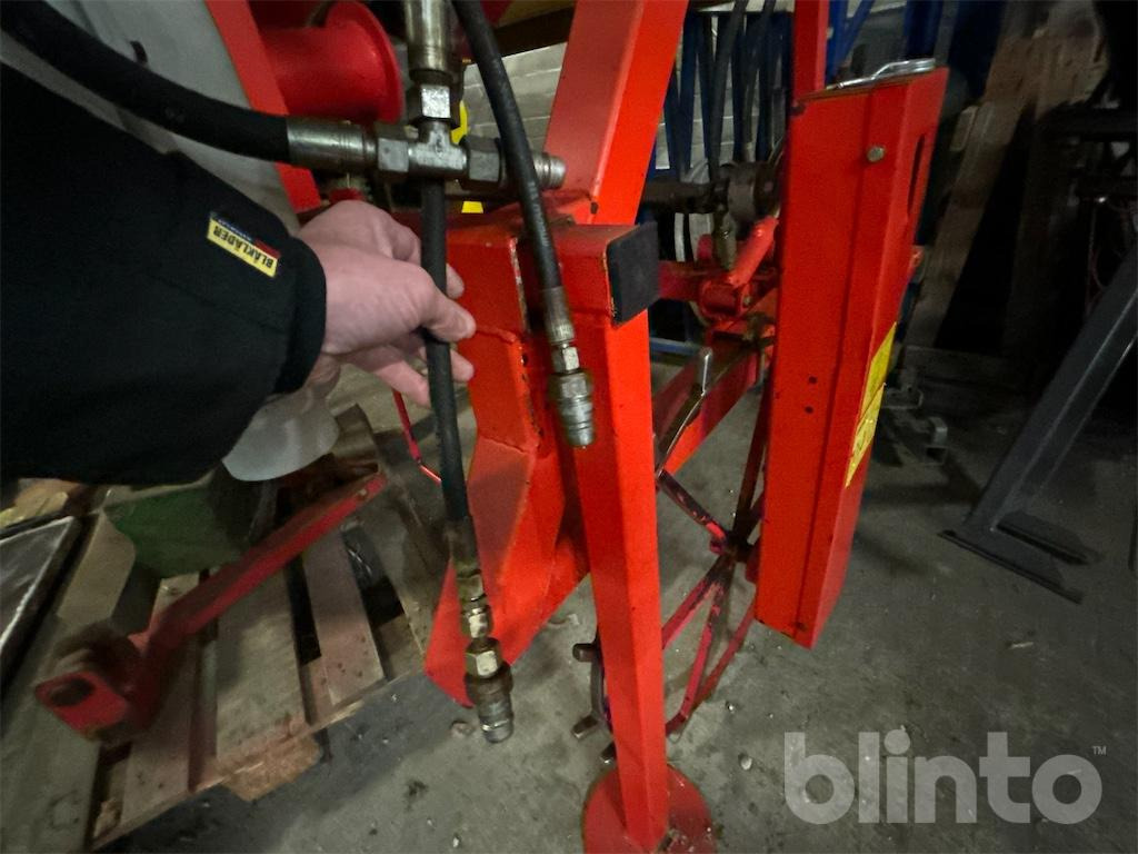 Trąšų barstytuvas Gaspardo: foto 17 Trąšų barstytuvas Gaspardo: foto 17