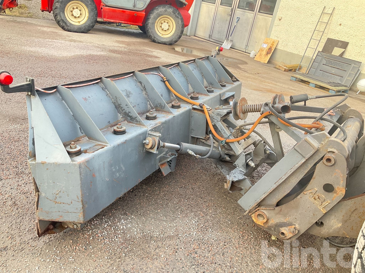 Holms 320 - Sniego peilis: foto 4 Holms 320 - Sniego peilis: foto 4