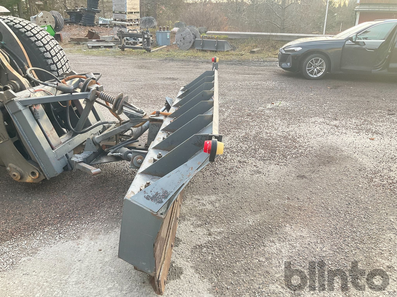 Holms 320 - Sniego peilis: foto 2 Holms 320 - Sniego peilis: foto 2