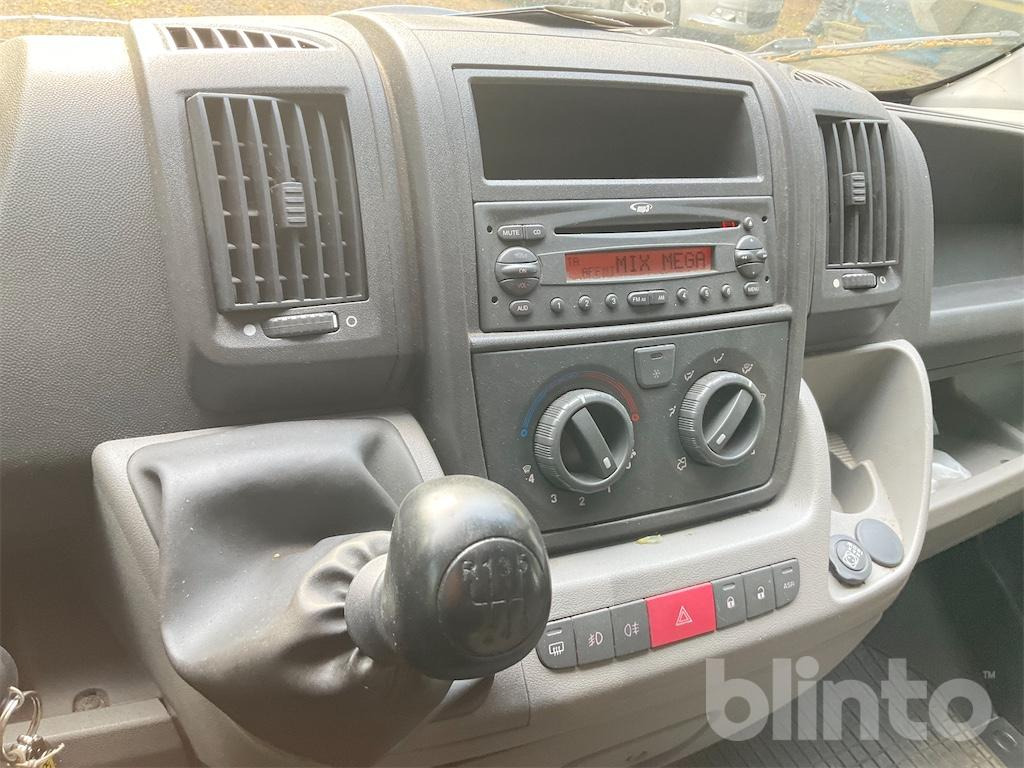 Komercinis automobilis CITROEN JUMPER: foto 38