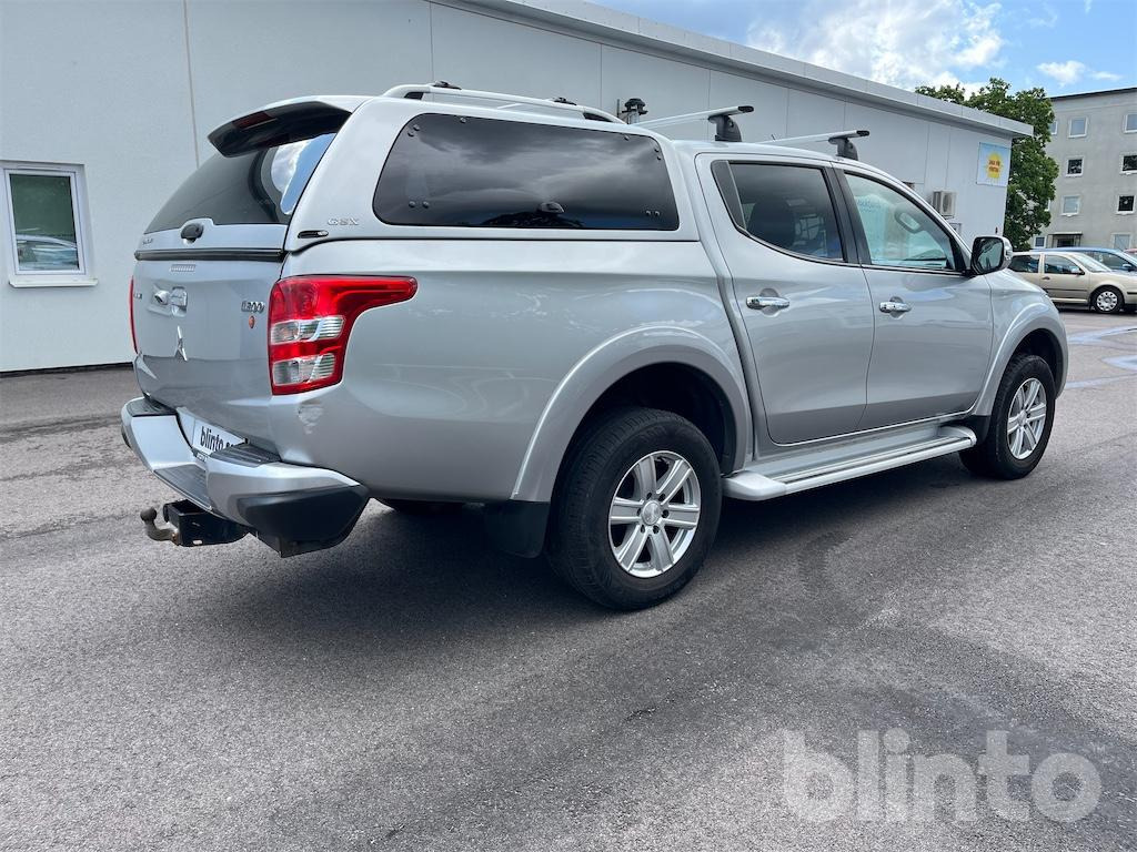 Komercinis automobilis MITSUBISHI: foto 6 Komercinis automobilis MITSUBISHI: foto 6