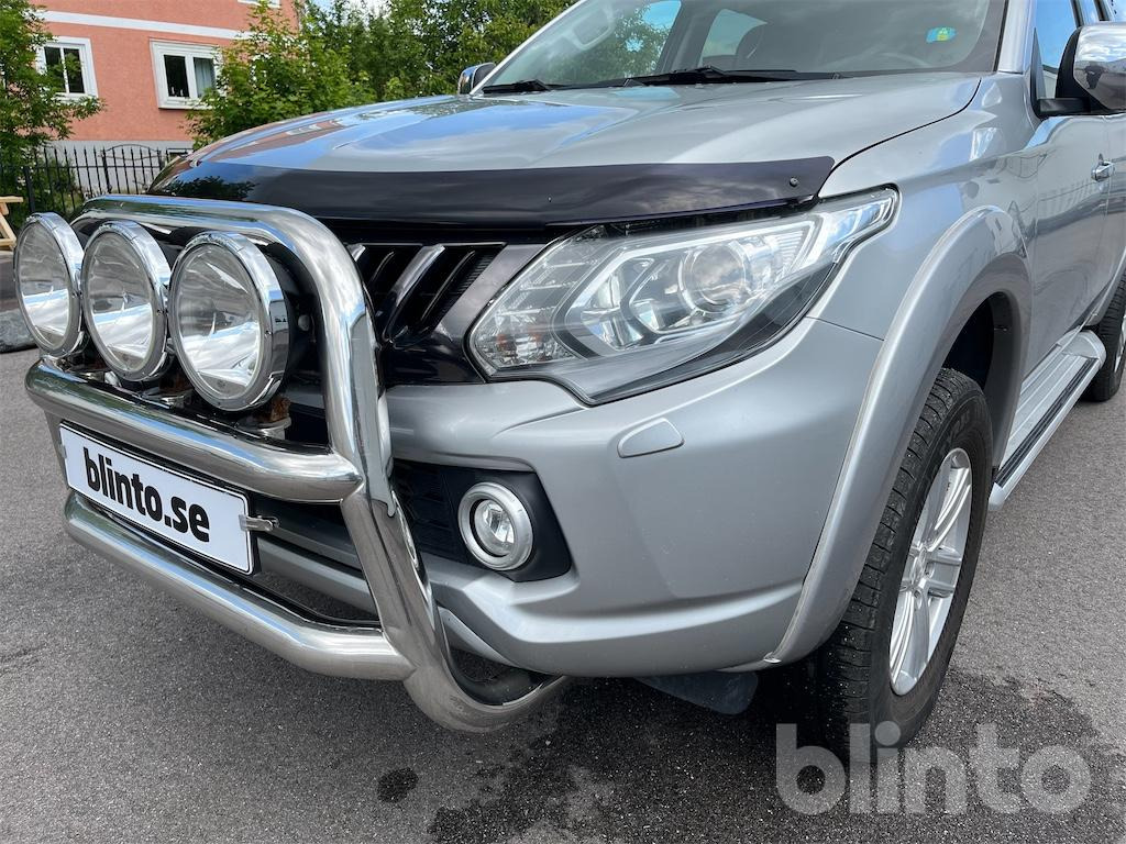 Komercinis automobilis MITSUBISHI: foto 13 Komercinis automobilis MITSUBISHI: foto 13