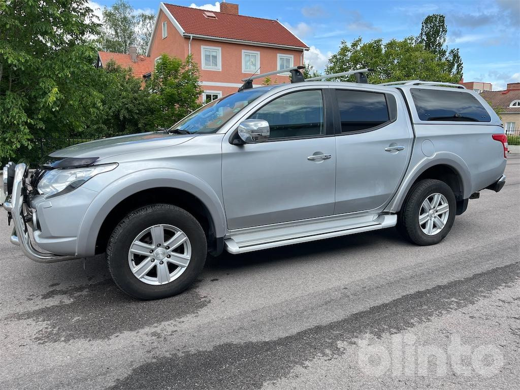 Komercinis automobilis MITSUBISHI: foto 12 Komercinis automobilis MITSUBISHI: foto 12