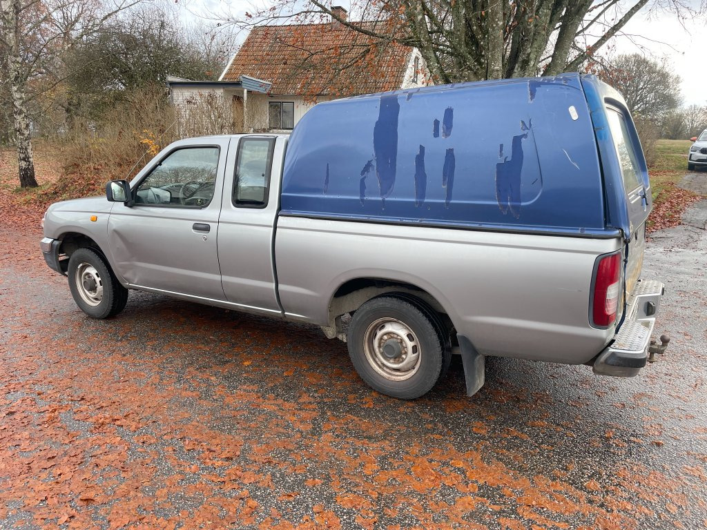 NISSAN KING CAB 2,4 2WD - Komercinis automobilis: foto 4 NISSAN KING CAB 2,4 2WD - Komercinis automobilis: foto 4