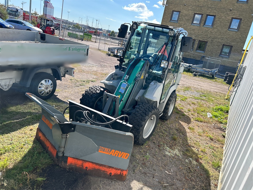 Kramer KL14.5 endast 166 timmar - Teleskopinis ratinis krautuvas: foto 5 Kramer KL14.5 endast 166 timmar - Teleskopinis ratinis krautuvas: foto 5