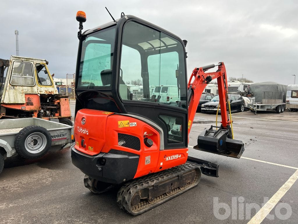 Kubota KX019-4 - 2 redskap - Mini ekskavatorius: foto 5 Kubota KX019-4 - 2 redskap - Mini ekskavatorius: foto 5