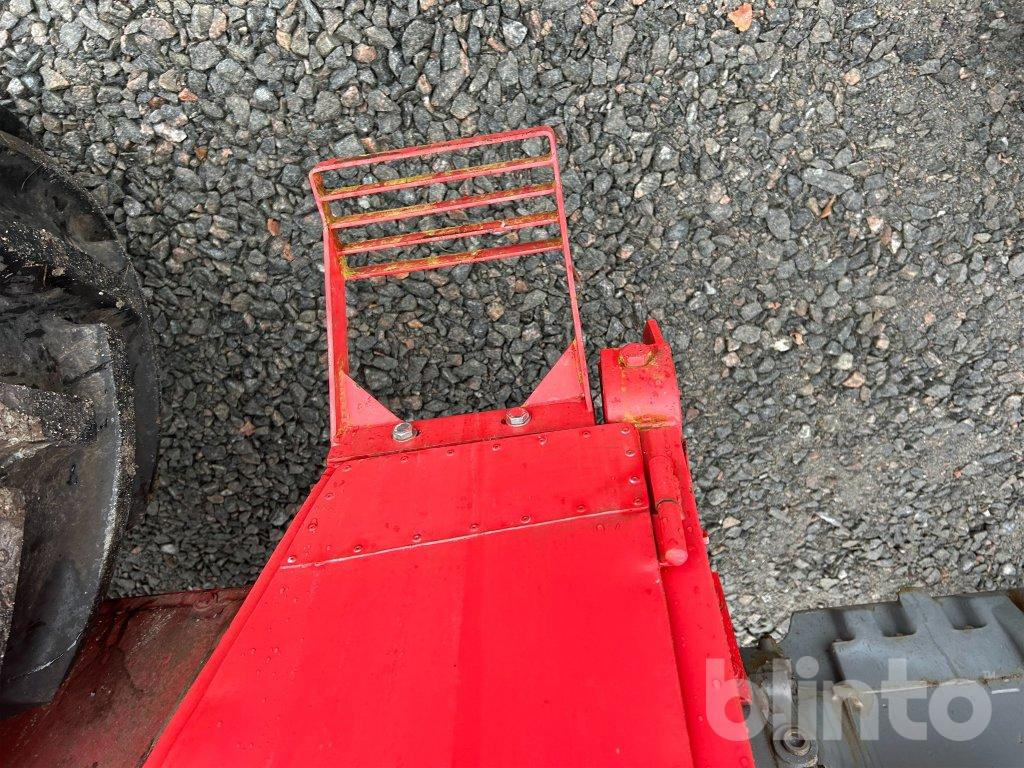 Traktorius MASSEY FERGUSON 165: foto 50