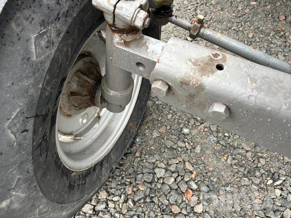 Traktorius MASSEY FERGUSON 165: foto 19