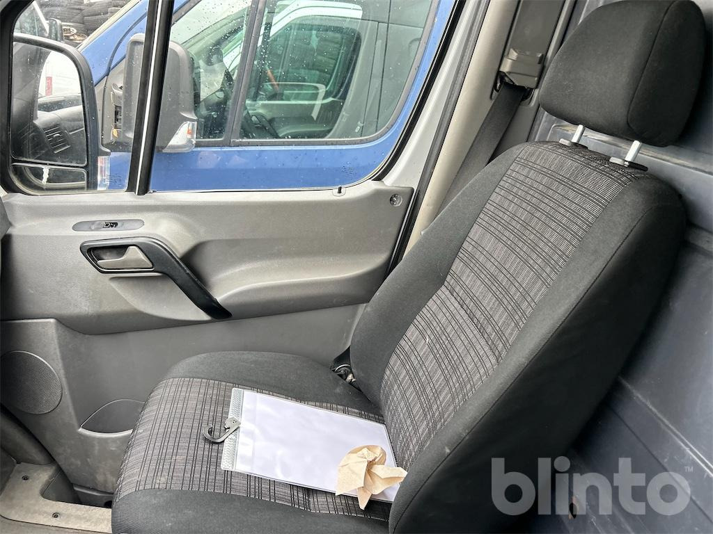 Krovininis mikroautobusas Mercedes-Benz Sprinter 313 CDI – 2.1 l Diesel / 120 kW (163 PS): foto 47