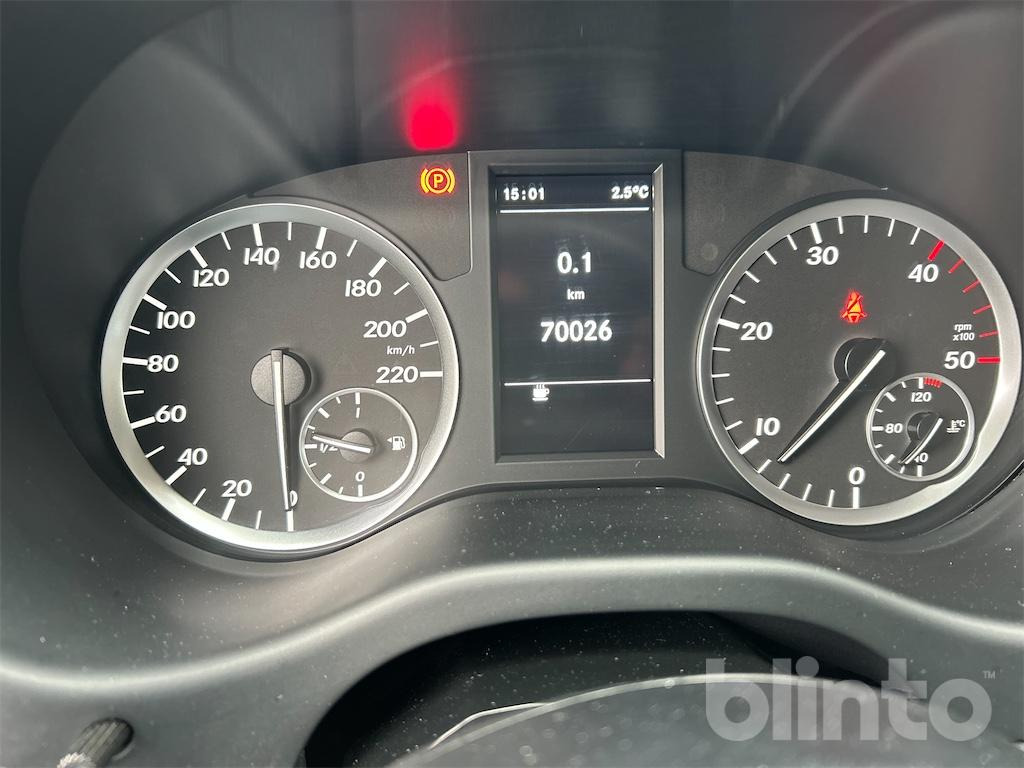 Mercedes-Benz Vito (2017) - Komercinis automobilis su dviguba kabina: foto 5 Mercedes-Benz Vito (2017) - Komercinis automobilis su dviguba kabina: foto 5