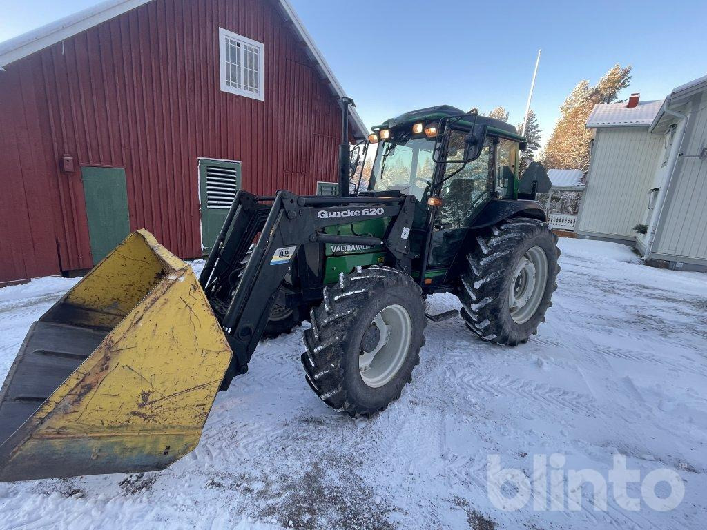 VALMET 700 4WD - Traktorius: foto 1 VALMET 700 4WD - Traktorius: foto 1
