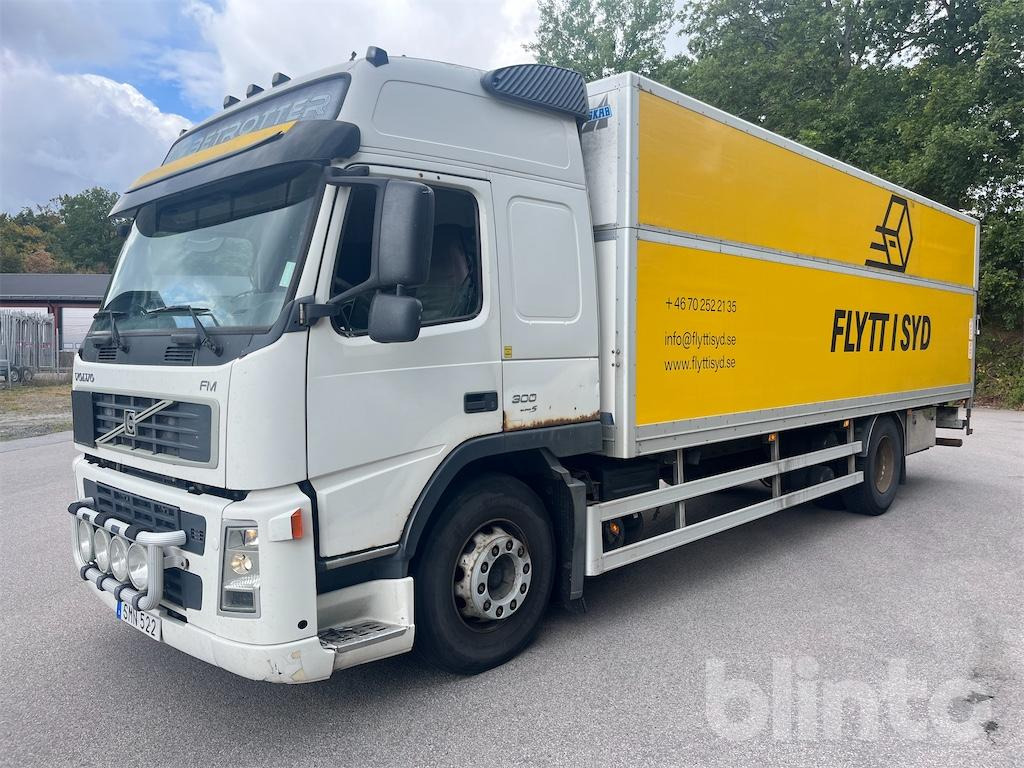 VOLVO FM-300 4X2 - Furgonas sunkvežimis: foto 1 VOLVO FM-300 4X2 - Furgonas sunkvežimis: foto 1