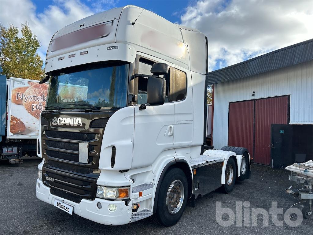 SCANIA R440LA6X2MNB - Vilkikas: foto 1 SCANIA R440LA6X2MNB - Vilkikas: foto 1