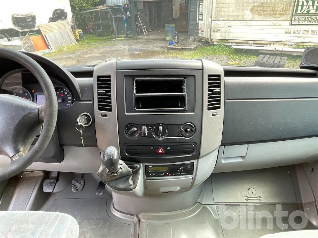 Autoparduotuvė Volkswagen Crafter: foto 23