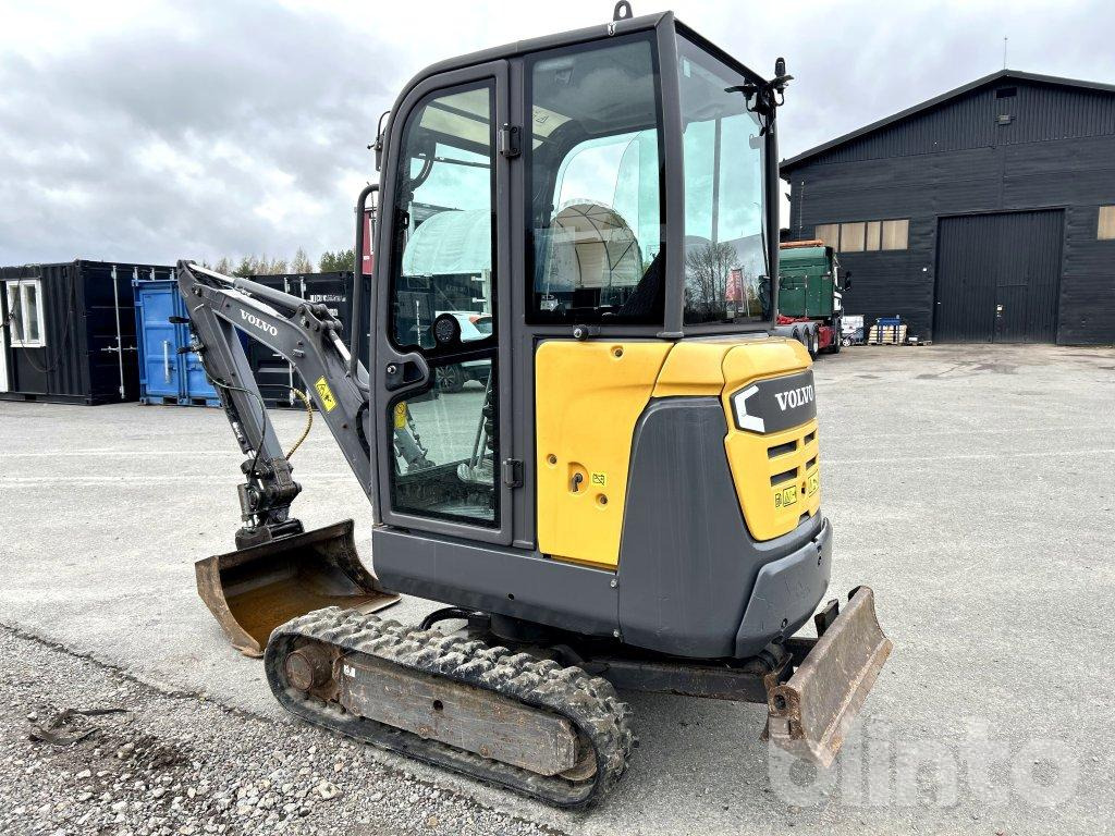 Volvo EC18D - Mini ekskavatorius: foto 5 Volvo EC18D - Mini ekskavatorius: foto 5