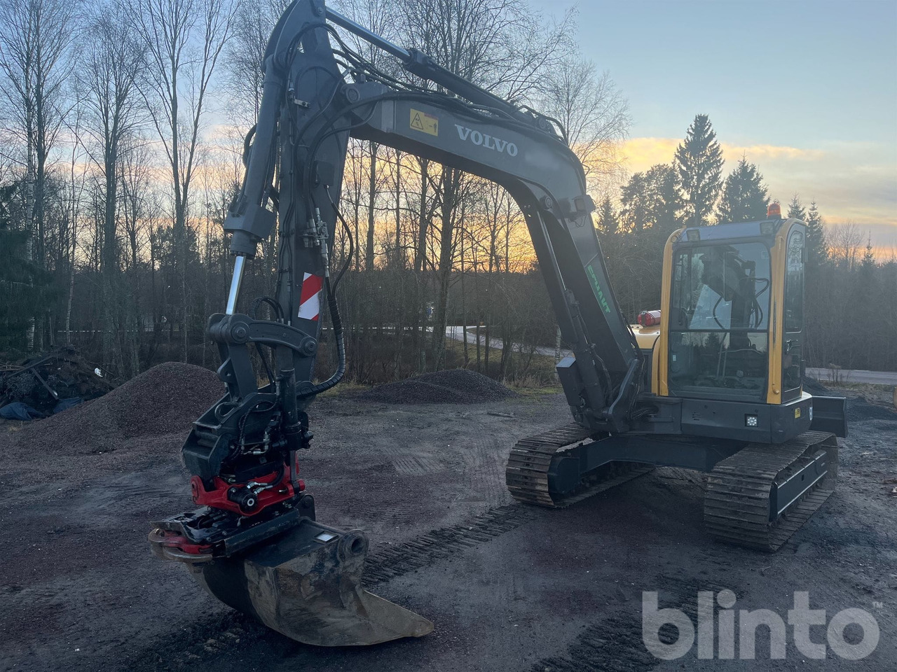 Volvo ECR88PLUS - Vikšrinis ekskavatorius: foto 2 Volvo ECR88PLUS - Vikšrinis ekskavatorius: foto 2