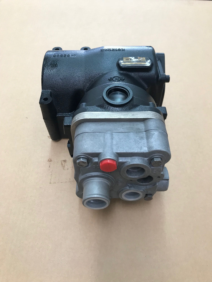 COMPRESSORE ARIA MONOCILINDRICO MAN 51541007121 - Oro kompresorius: foto 4 COMPRESSORE ARIA MONOCILINDRICO MAN 51541007121 - Oro kompresorius: foto 4