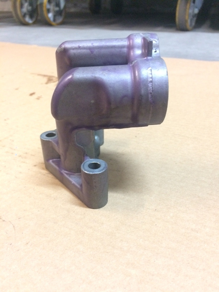 FLANGIA DI COLLEGAMENTO MODULO OLIO MAN 51054406000 - Variklis ir dalys - Sunkvežimis: foto 3 FLANGIA DI COLLEGAMENTO MODULO OLIO MAN 51054406000 - Variklis ir dalys - Sunkvežimis: foto 3