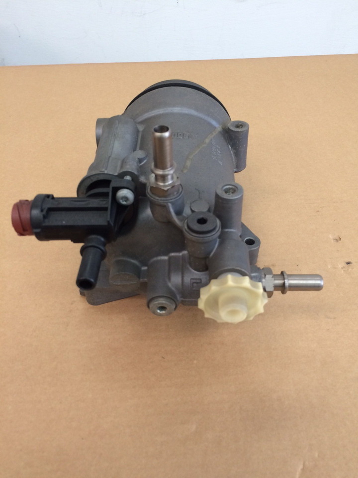 GRUPPO FILTRO CARBURANTE CON RISCALDAMENTO MAN - Kuro filtras - Sunkvežimis: foto 2 GRUPPO FILTRO CARBURANTE CON RISCALDAMENTO MAN - Kuro filtras - Sunkvežimis: foto 2