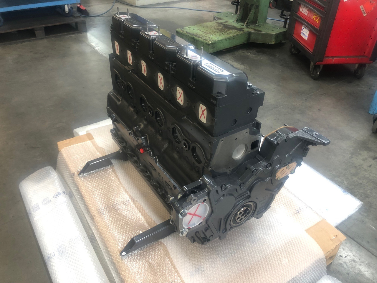 LONGBLOCK MAN D0826LE521 / MAN D0826 LE521 - Cilindrų blokas: foto 1 LONGBLOCK MAN D0826LE521 / MAN D0826 LE521 - Cilindrų blokas: foto 1