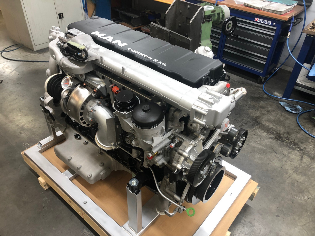 MOTORE MAN D2066LOH08 / MAN D2066 LOH08 - Variklis: foto 2 MOTORE MAN D2066LOH08 / MAN D2066 LOH08 - Variklis: foto 2