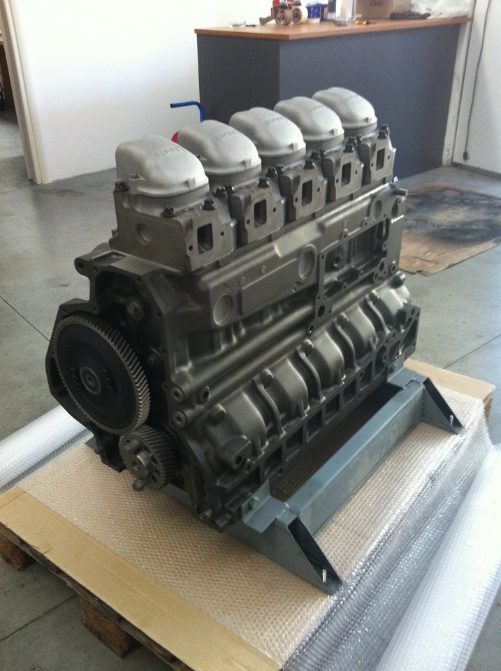 MOTORE MAN D2865LOH07 - Variklis: foto 1 MOTORE MAN D2865LOH07 - Variklis: foto 1