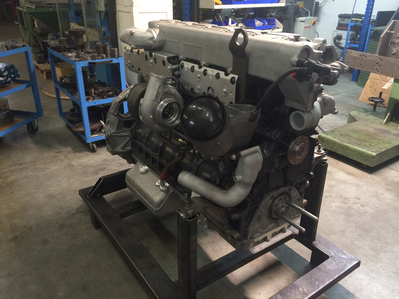 MOTORE MAN D2876LOH02 - Variklis: foto 1 MOTORE MAN D2876LOH02 - Variklis: foto 1