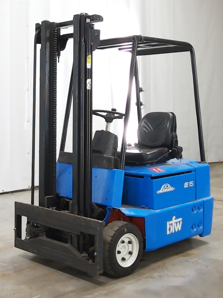 Linde E15 - Elektrinis krautuvas: foto 1 Linde E15 - Elektrinis krautuvas: foto 1