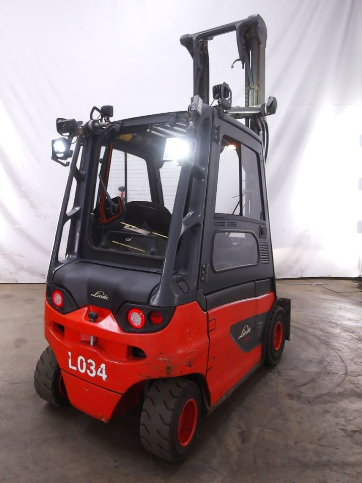 Linde E25-01 - Elektrinis krautuvas: foto 2 Linde E25-01 - Elektrinis krautuvas: foto 2