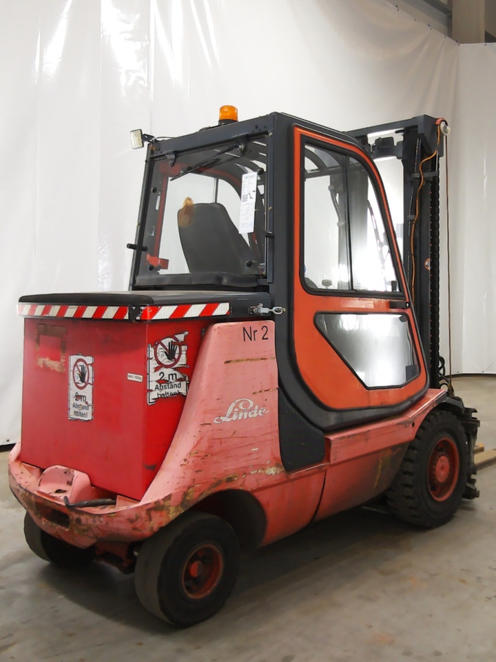 Linde E35P - Elektrinis krautuvas: foto 2 Linde E35P - Elektrinis krautuvas: foto 2
