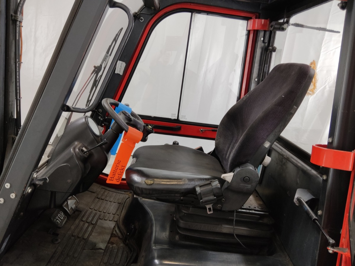 Linde E35P - Elektrinis krautuvas: foto 3 Linde E35P - Elektrinis krautuvas: foto 3