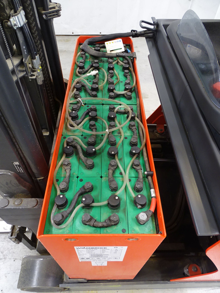 Linde R12B-01 - Krautuvas su šakėmis: foto 4 Linde R12B-01 - Krautuvas su šakėmis: foto 4