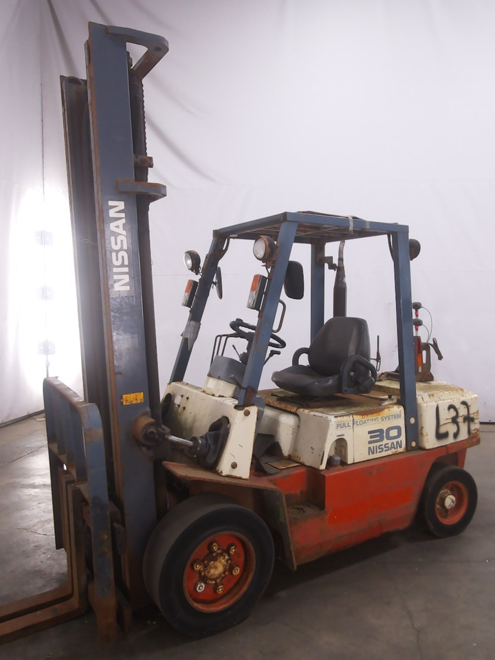 Nissan UGJ02A30U - Šakinis krautuvas: foto 5 Nissan UGJ02A30U - Šakinis krautuvas: foto 5