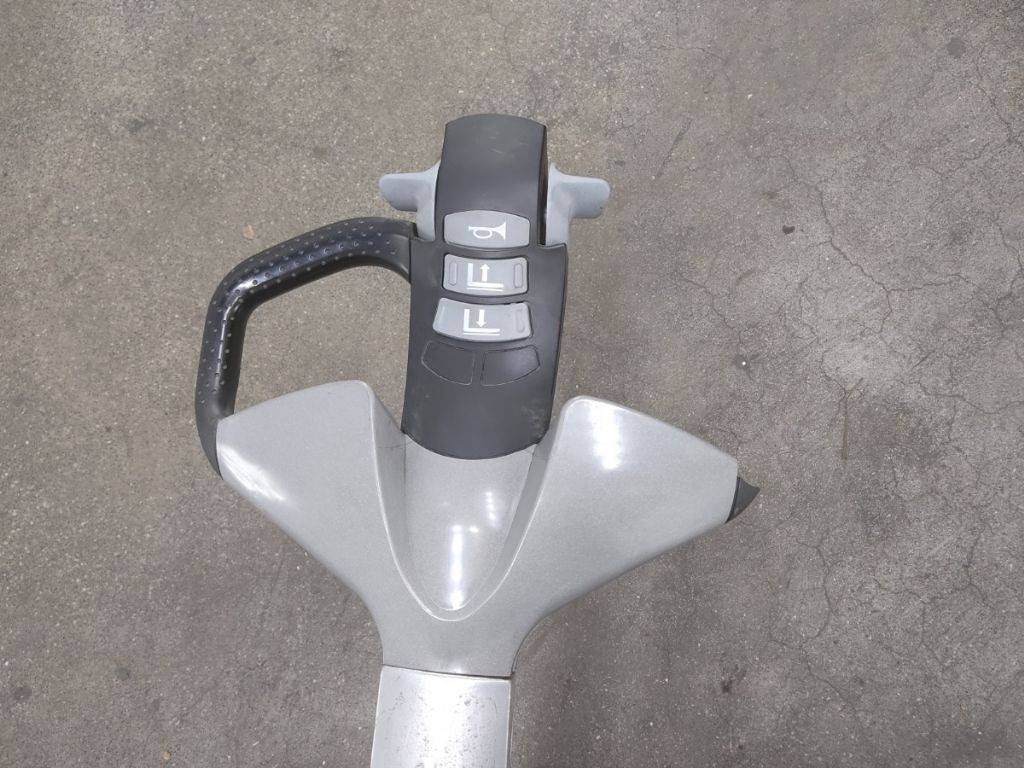 Still EXU18 - Padėklų krautuvas: foto 3 Still EXU18 - Padėklų krautuvas: foto 3