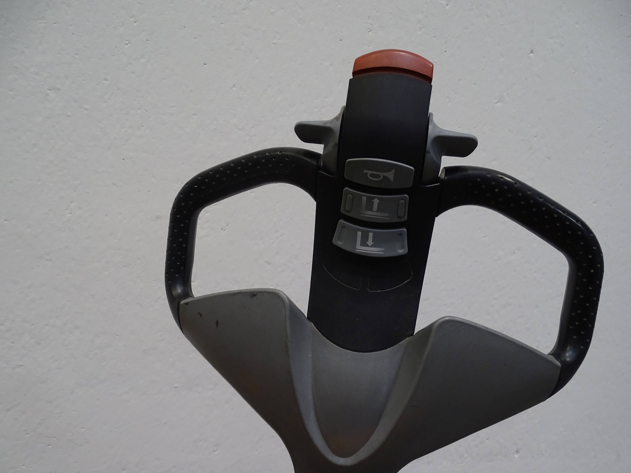 Still EXU18 - Padėklų krautuvas: foto 3 Still EXU18 - Padėklų krautuvas: foto 3