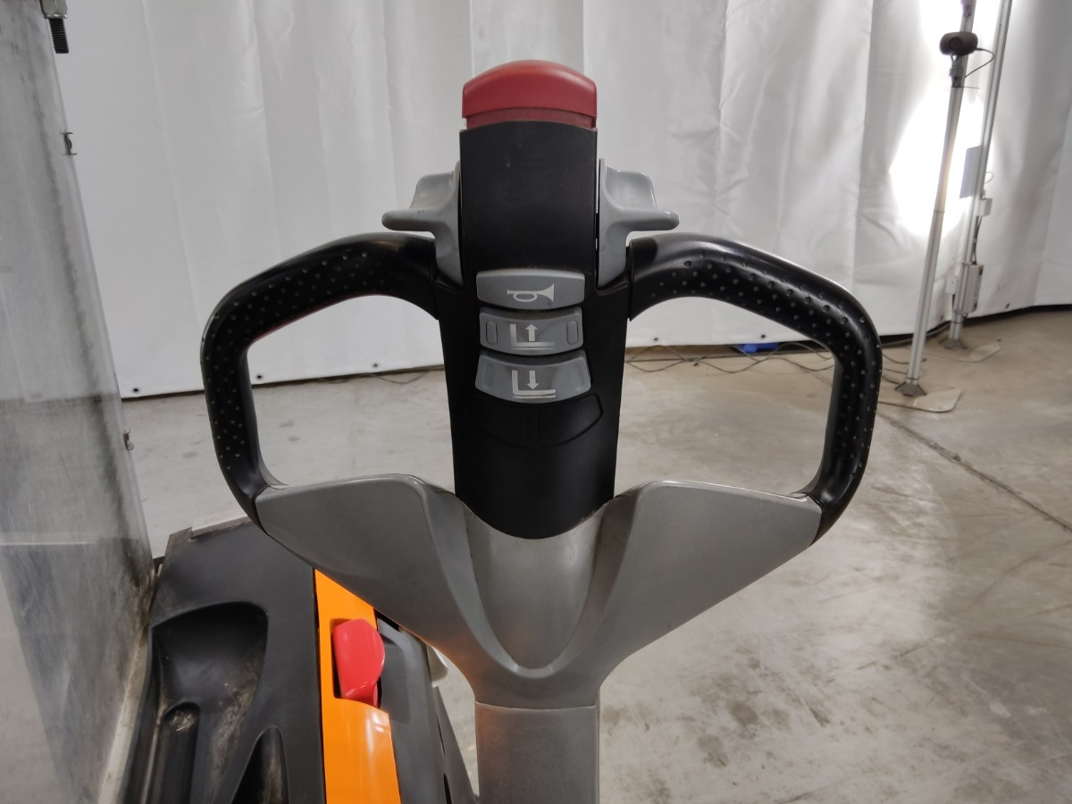 Still EXV12 - Keltuvas: foto 3 Still EXV12 - Keltuvas: foto 3