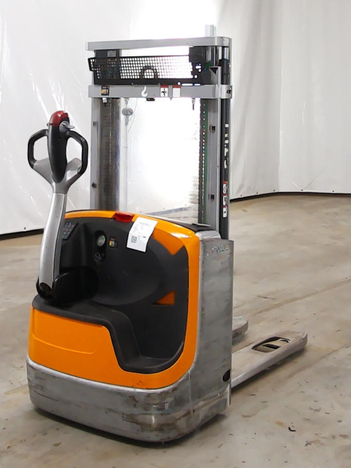 Still EXV12 - Keltuvas: foto 2 Still EXV12 - Keltuvas: foto 2