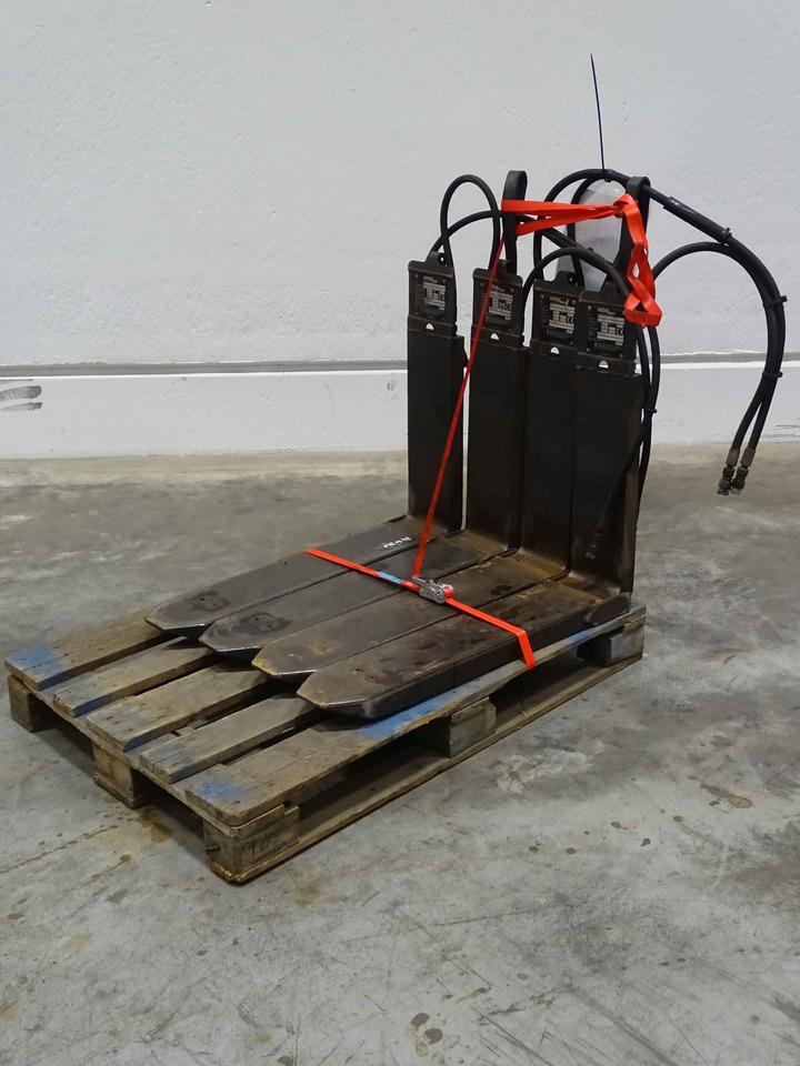 Weitere 2XANBAUGERÄTE - Šakės: foto 1 Weitere 2XANBAUGERÄTE - Šakės: foto 1