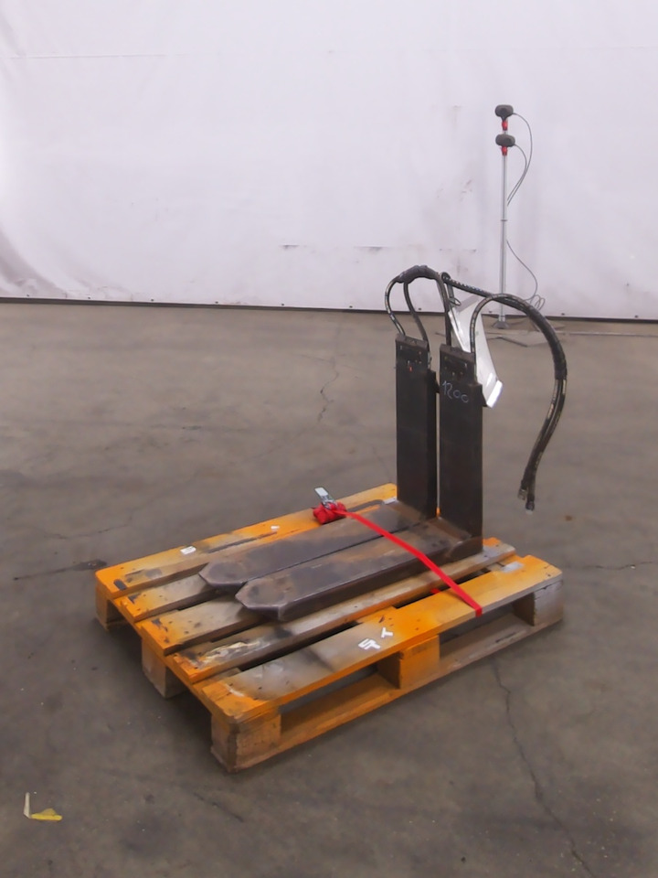 Weitere RG4-25-800-400 - Šakės: foto 1 Weitere RG4-25-800-400 - Šakės: foto 1